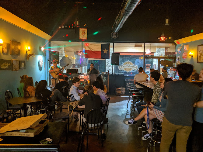 The Growling — Texas Craft Beer Bar - bars with live music San Marcos